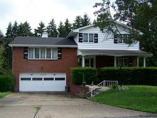 229 Craig Dr, Greensburg, PA 15601-1007