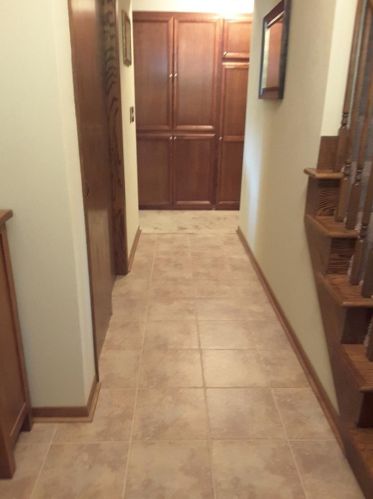 7027 Horizon Dr, Greendale, WI 53129-2740