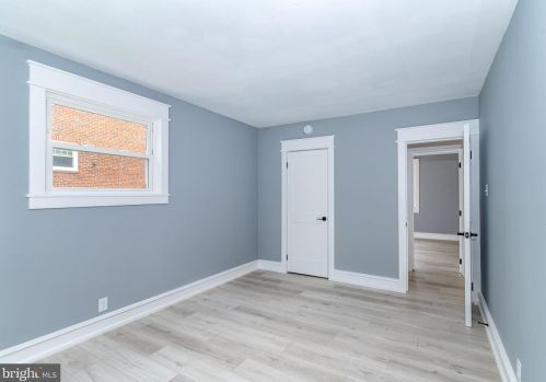 246 Queen St, West Deptford NJ  08096-2254 exterior