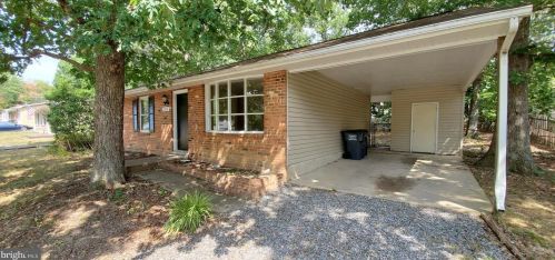 6006 Massaponax Dr, Fredericksburg VA  22407-1212 exterior