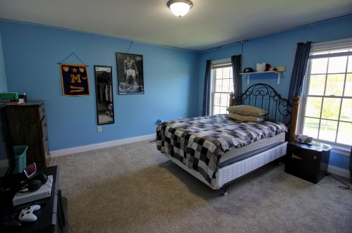 710 Willow Bend Dr, Waterford WI  53185-4281 exterior