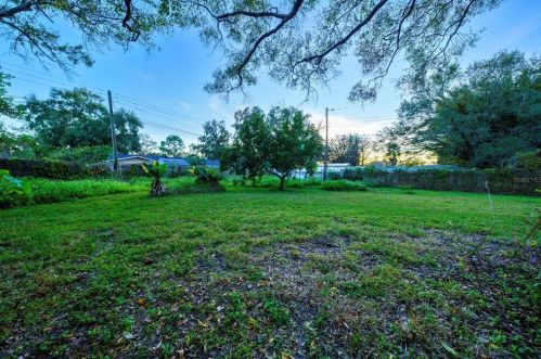 4749 Burgundy Pl, Lakeland FL  33813-2345 exterior