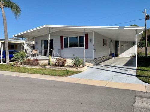 34559 Gardenia Dr, Pinellas Park, FL 33781-2633