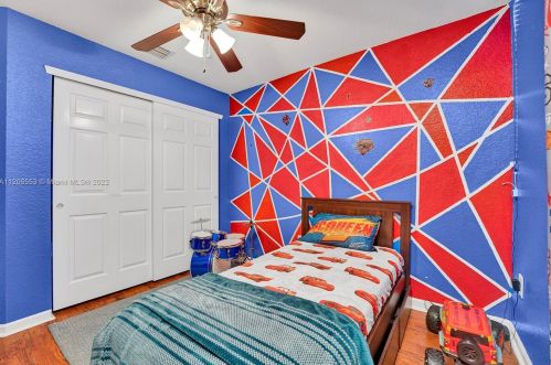 7970 20th St, Hollywood FL  33024-3667 exterior