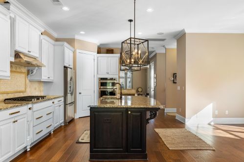 3093 Monhegan Way, Mount Pleasant SC  29466-6035 exterior