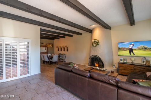 7151 Mcdonald Dr, Scottsdale AZ  85253-5406 exterior