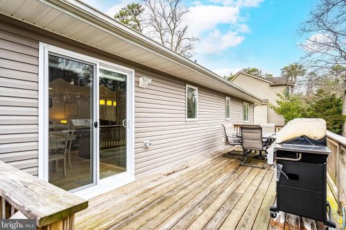 425 Princeton Ave, Berkeley Township NJ  08721-2404 exterior