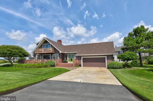 38414 Walnut Ln, Selbyville, DE 19975-3966