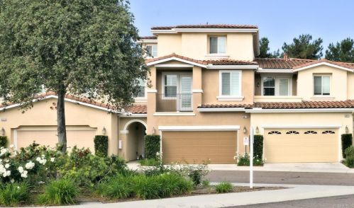 6977 Brass Pl, Carlsbad, CA 92009-5210