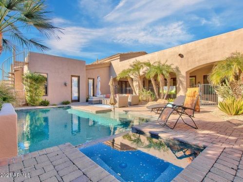 9390 Monument Dr, Scottsdale AZ 85262-4744 exterior