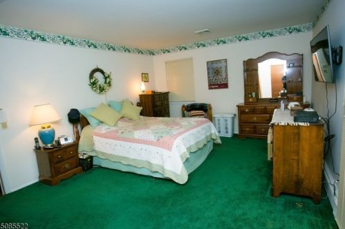 54 River Rd, Roxbury Township NJ  07836-9627 exterior