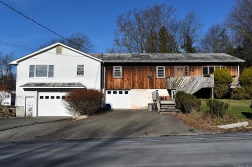90 Atwell Ln, Monticello, NY 12701-2447