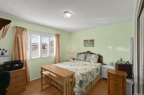 1915 Chateau Ave, Anaheim CA 92804-4409 exterior