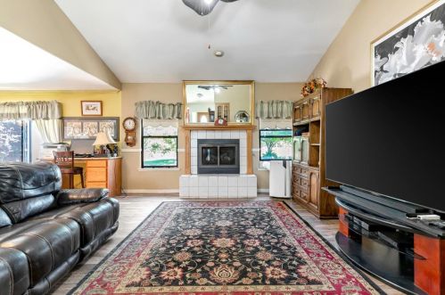 530 Lemos Ct, Hollister, CA 95023-9371