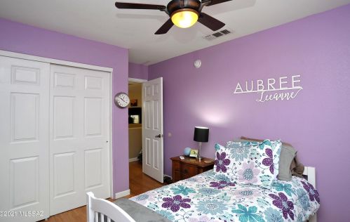 3944 Pine Creek Way, Tucson AZ 85745-7115 exterior