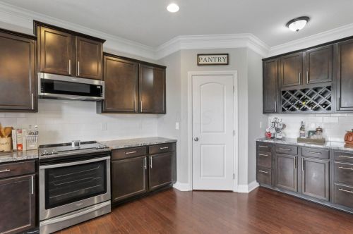 924 Kentucky Cir, Marysville OH  43040-7095 exterior