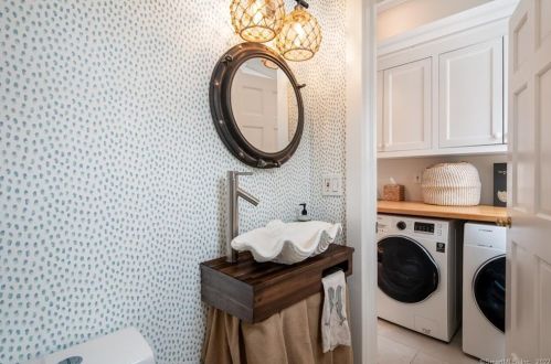 17 Crockett St, Norwalk CT  06853-1610 exterior