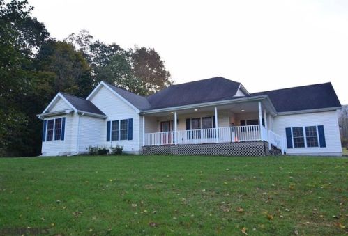 260 Spearing St, Howard, PA 16841-2220