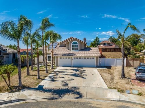 6334 Acorn Cir, San Bernardino, CA 92407-4020