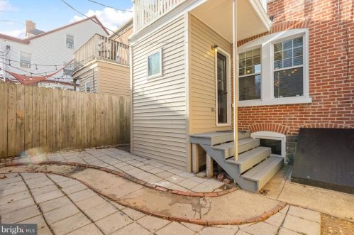 1506 Franklin St, Wilmington DE  19806-3104 exterior