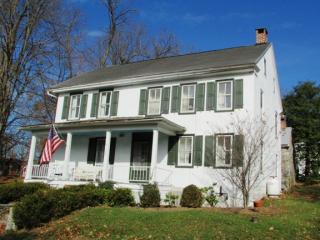653 Main St, Basket, PA 19547-8734