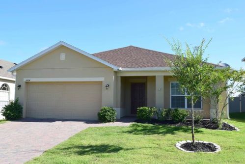 34114 Alameda Dr, Mount Plymouth, FL 32776-6954