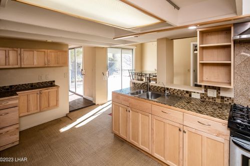 4019 Lakeview Rd, Lake Havasu City AZ  86406-4517 exterior