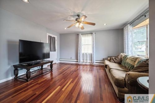 315 Morgan Ave, Old Bridge NJ  08857-1126 exterior