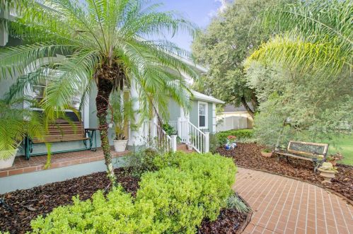 1231 Lake Loop, Winter Haven, FL 33880-1151