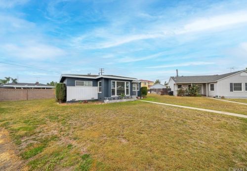 1511 Rita Ln, Anaheim, CA 92804-6052