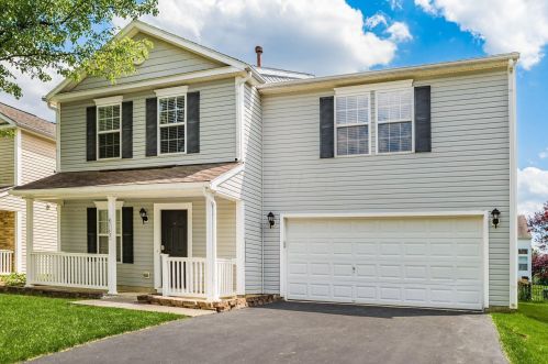 8163 Royal Elm Dr, Blacklick, OH 43004-5054