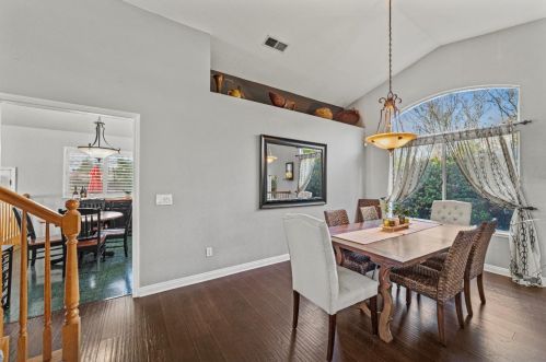 8856 Hiddenspring Way, Elk Grove CA  95758-6153 exterior