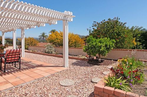 16035 Avenida Lamego, San Diego CA exterior