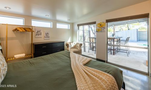 5827 10th St, Phoenix AZ  85014-2150 exterior