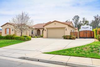 25437 Champlain Ave, Murrieta, CA 92562-7430