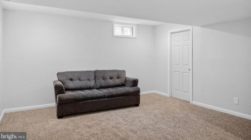 17 Hillside Ln, Berlin Boro NJ  08009-1703 exterior