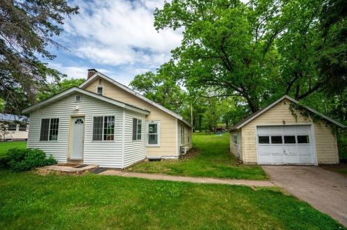 912 Superior St, Spooner, WI 54801-1644