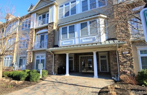 2105 Cedar Village Blvd, East Brunswick, NJ 08816-1340
