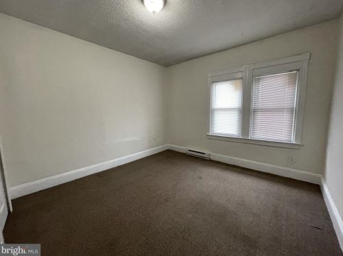 101 Patterson Ave, Trenton NJ  08610-4439 exterior