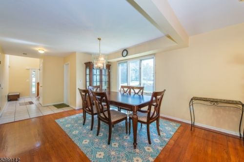 23 Edgefield Dr, Greystone Park NJ  07950-1967 exterior