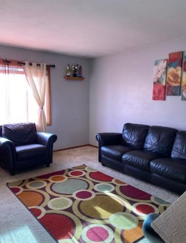 1525 37th St, Manitowoc, WI 54220-5810