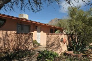 812 Calle Casquilla, Tucson, AZ 85704-4604