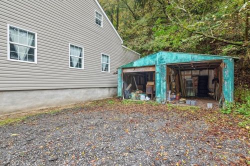 3364 Spring Garden Rd, Pittsburgh PA  15212-1254 exterior