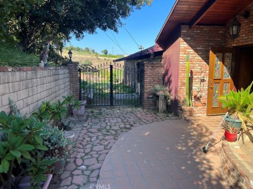 1950 Le Flore Dr, La Habra, CA 90631-8018