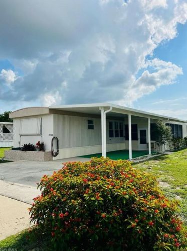 27403 Pauline Dr, Bonita Springs, FL 34135-7146