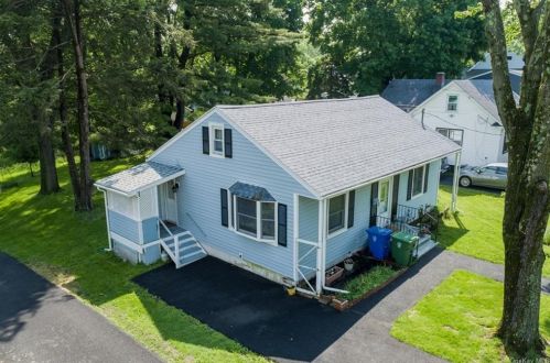 126 Monhagen Ave, Middletown, NY 10940-6124