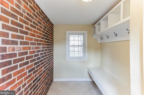 501 Delaware Ave, Lansdale PA 19446-3419 exterior