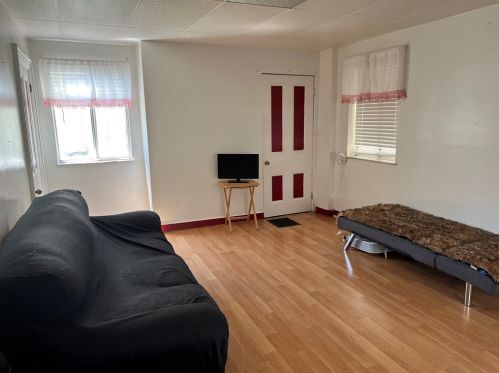 511 Taylor Ave, Pittsburgh, PA 15202-2437