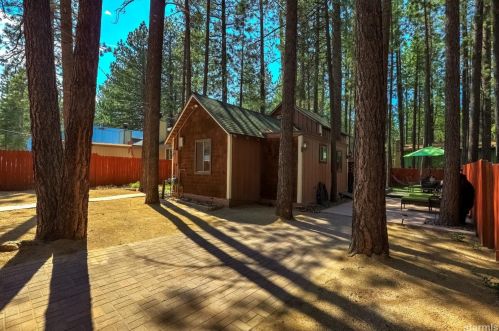 3727 Birch Ave, South Lake Tahoe, CA 96150-9025