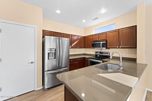 15573 Vista Grande Ln, Sun City, AZ 85374-4541